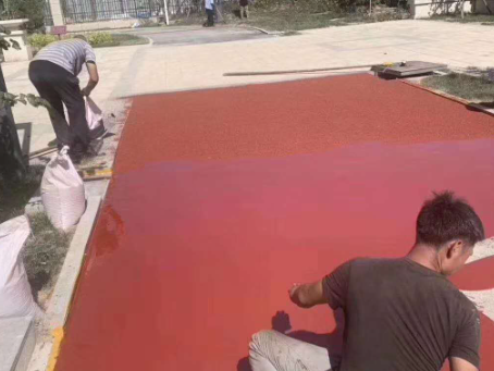 沧州 篮球场翻新的地面工